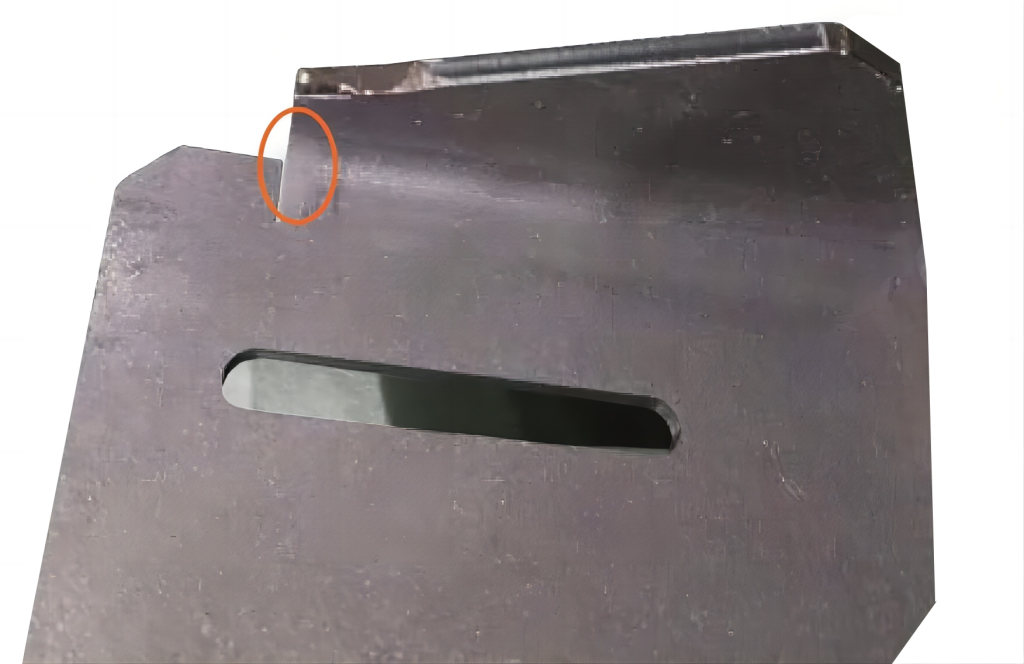 Set up crack stop grooves to avoid bending cracks