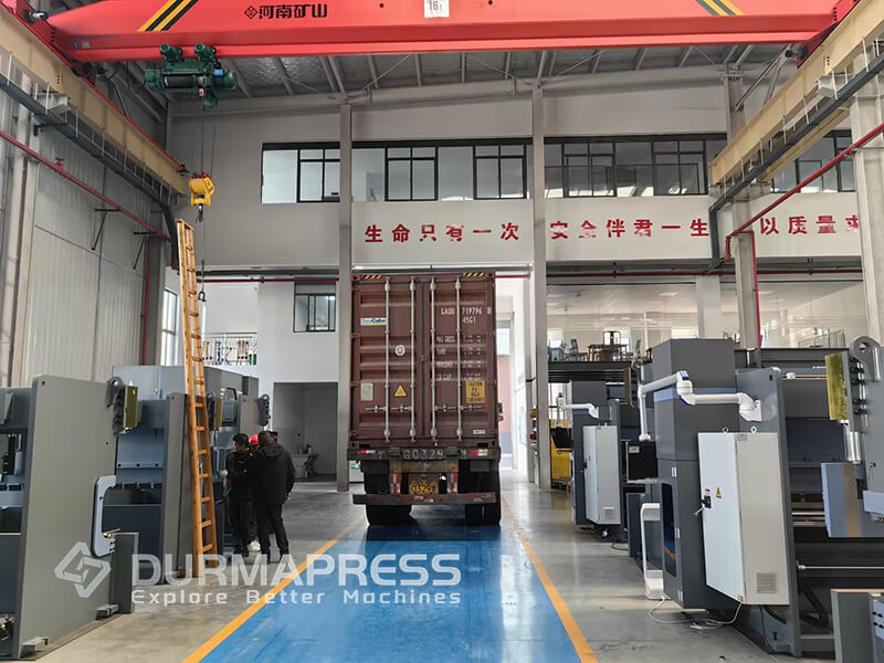 Hydraulic Press Brake and Press Brake Molds shipped to the United States（3）