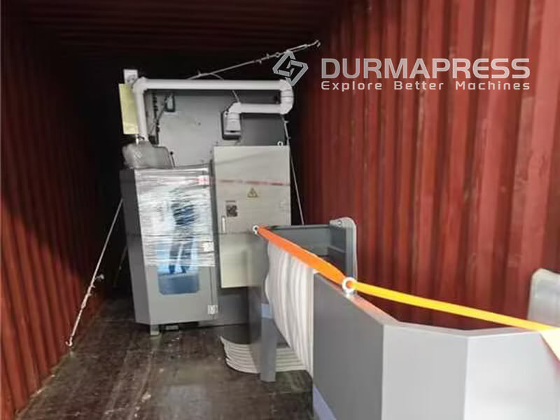 Laserair compressorhydraulic bending machine two bending machine mold to Canada and Uruguay(11)